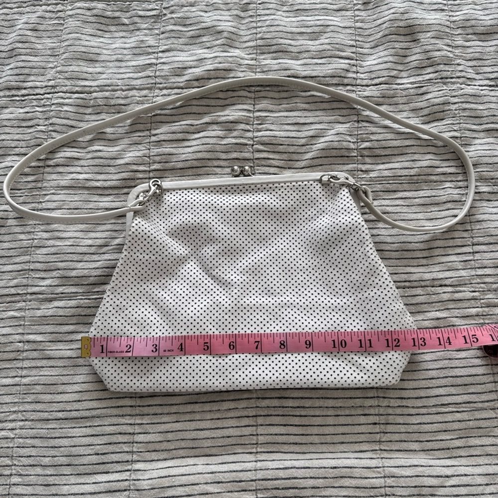 Clare V White Perforated Leather Kiss Lock Handbag Detachable Crossbody Strap - Picture 2 of 12